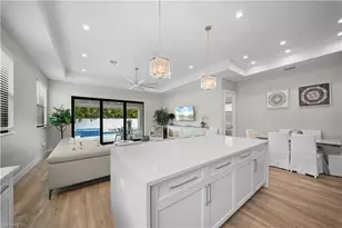 828 100th Ave N, Naples, FL 34108 - Photo 10