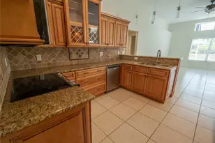 11394 Waterford Village Dr, Fort Myers, FL 33913 - Photo 10