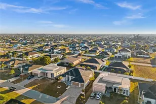 109 SW 37th Pl, Cape Coral, FL 33991 - Photo 50