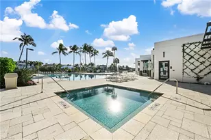 2400 Gulf Shore Blvd N, Naples, FL 34103 - Photo 32