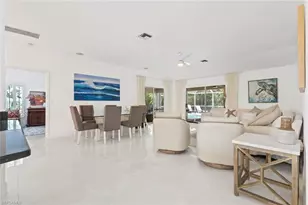 930 Moon Lake Dr, Naples, FL 34104 - Photo 6