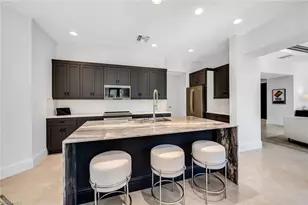 1004 7th St S, Naples, FL 34102 - Photo 6