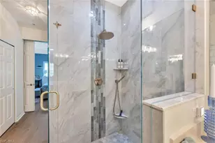 4833 Hampshire Ct, Naples, FL 34112 - Photo 18