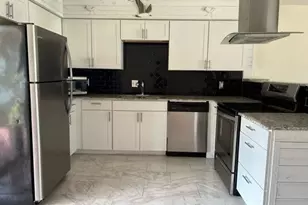 656 Palm View Dr, Naples, FL 34110 - Photo 1