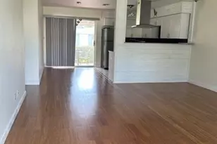 656 Palm View Dr, Naples, FL 34110 - Photo 6