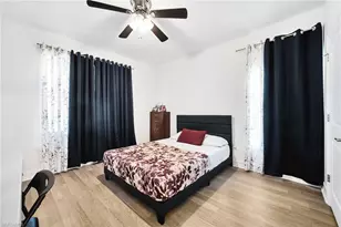 7689 Bristol Cir, Naples, FL 34120 - Photo 10