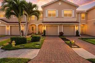 2722 Citrus St, Naples, FL 34120 - Photo 1