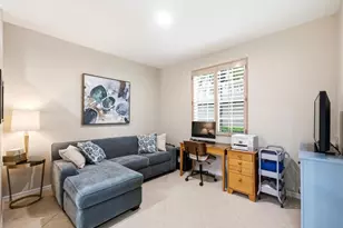 6305 Wilshire Pines Cir, Naples, FL 34109 - Photo 14
