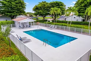 2266 Stacil Cir, Naples, FL 34109 - Photo 28