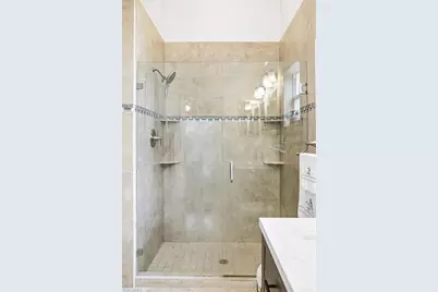 2266 Stacil Cir, Naples, FL 34109 - Photo 18