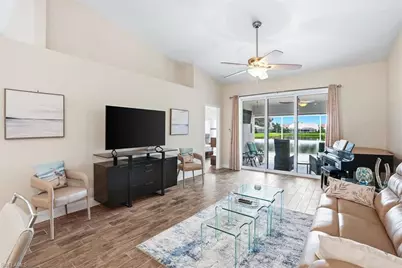 2266 Stacil Cir, Naples, FL 34109 - Photo 10