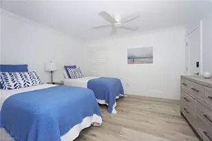 1910 Gulf Shore Blvd N, Naples, FL 34102 - Photo 12