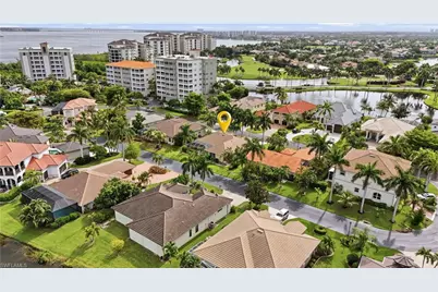 14860 Laguna Dr, Fort Myers, FL 33908 - Photo 38
