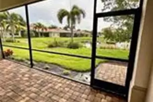 1581 Serrano Cir, Naples, FL 34105 - Photo 14