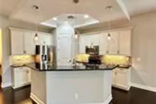 1581 Serrano Cir, Naples, FL 34105 - Photo 4