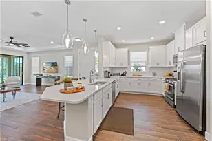 15197 Sacile St, Naples, FL 34114 - Photo 4