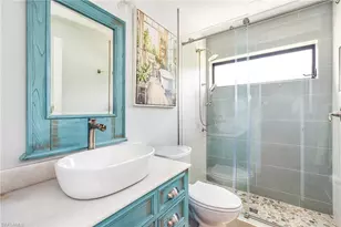 1374 Foxfire Ln, Naples, FL 34104 - Photo 18