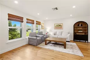9690 Sussex St, Naples, FL 34109 - Photo 4