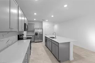 27882 Radiant Ct, Bonita Springs, FL 34135 - Photo 14