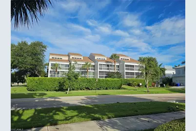 1050 9th St S #102, Naples, FL 34102 - Photo 12