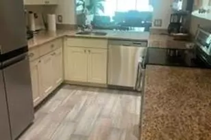 1050 9th St S, Naples, FL 34102 - Photo 2