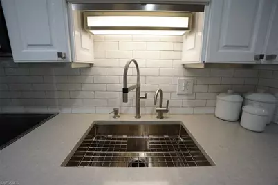 480 5th St S #102, Naples, FL 34102 - Photo 10
