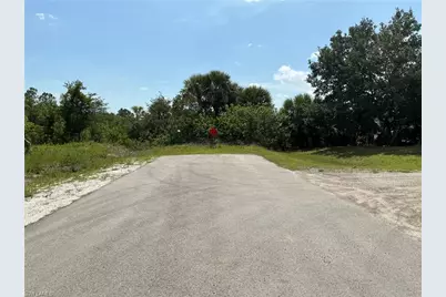 5413 Lee St, Lehigh Acres, FL 33971 - Photo 6