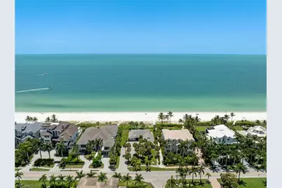 10173 Gulf Shore Dr, Naples, FL 34108 - Photo 6