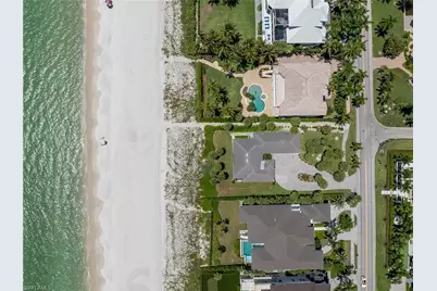 10173 Gulf Shore Dr, Naples, FL 34108 - Photo 1