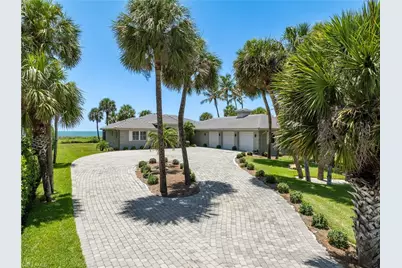 10173 Gulf Shore Dr, Naples, FL 34108 - Photo 2