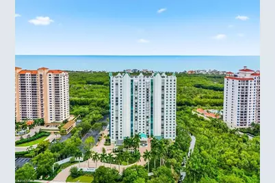 7515 Pelican Bay Blvd #5C, Naples, FL 34108 - Photo 2