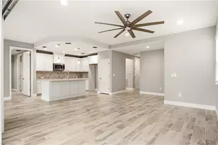 2664 Seychelles Cir, Naples, FL 34112 - Photo 6
