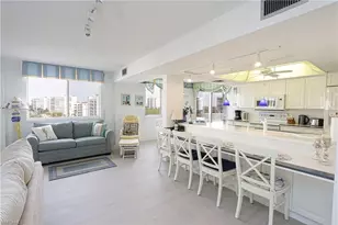 11116 Gulf Shore Dr, Naples, FL 34108 - Photo 6