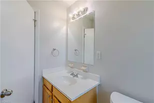4009 SE 9th Ct, Cape Coral, FL 33904 - Photo 10