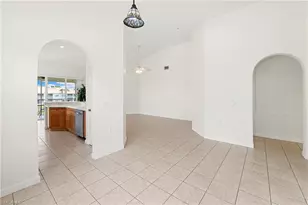 3059 Horizon Ln, Naples, FL 34109 - Photo 12