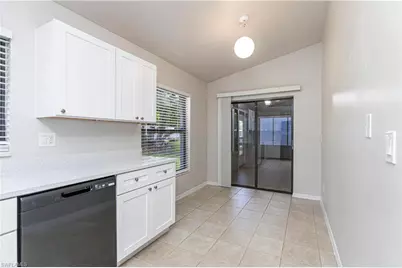 13114 Regent Cir, Fort Myers, FL 33966 - Photo 6