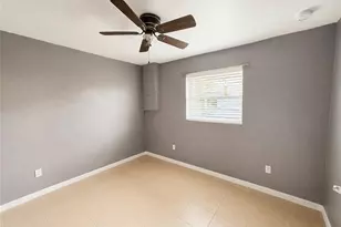 2485 Bayside St, Naples, FL 34112 - Photo 14