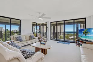 11030 Gulf Shore Dr, Naples, FL 34108 - Photo 4