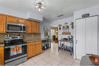 2200 44th St SW, Naples, FL 34116 - Photo 6