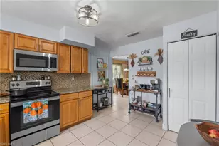 2200 44th St SW, Naples, FL 34116 - Photo 6