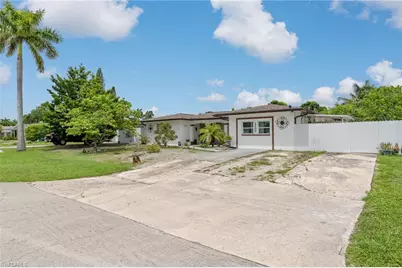 2200 44th St SW, Naples, FL 34116 - Photo 1