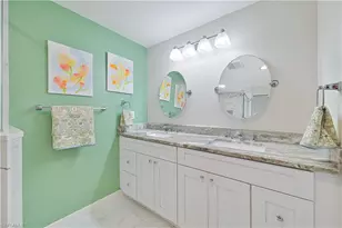 8719 Crest Ln, Fort Myers, FL 33907 - Photo 28