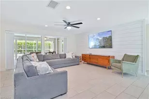 8719 Crest Ln, Fort Myers, FL 33907 - Photo 16