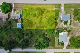 11236 Gulfstream Blvd, Port Charlotte, FL 33981 - Photo 14