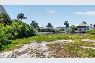 21571 Widgeon Ter, Fort Myers Beach, FL 33931 - Photo 22