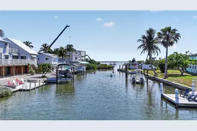 21581 Widgeon Ter, Fort Myers Beach, FL 33931 - Photo 8