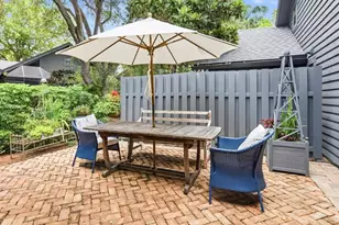 1337 Solana Rd, Naples, FL 34103 - Photo 10