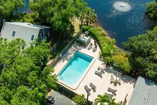 1337 Solana Rd, Naples, FL 34103 - Photo 20