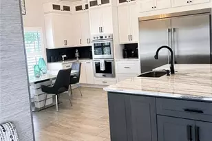 123 Newport Dr, Naples, FL 34114 - Photo 6