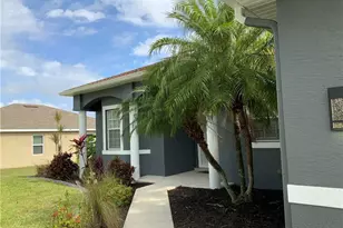 2715 SW 2nd Pl, Cape Coral, FL 33914 - Photo 6